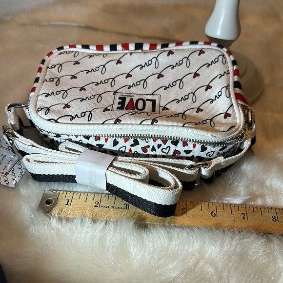 NWT Brighton red white and blue love letter crossbody - Picture 3 of 9